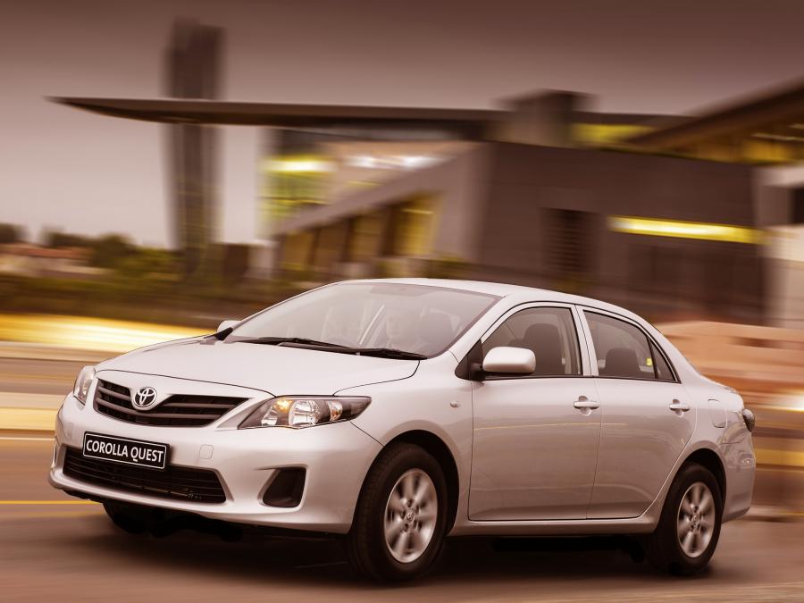  Toyota Corolla Quest 2014 года  (фото 2 из 13)